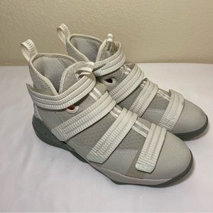 Nike Lebron Soldier XI Light Bone